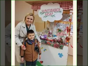 Новогодишен базар Волшебната играчка 23-12-2024 - слика 1