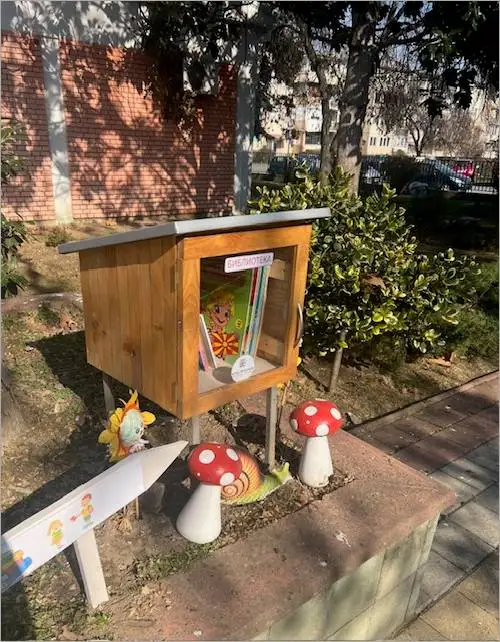 Библиотека на отворено